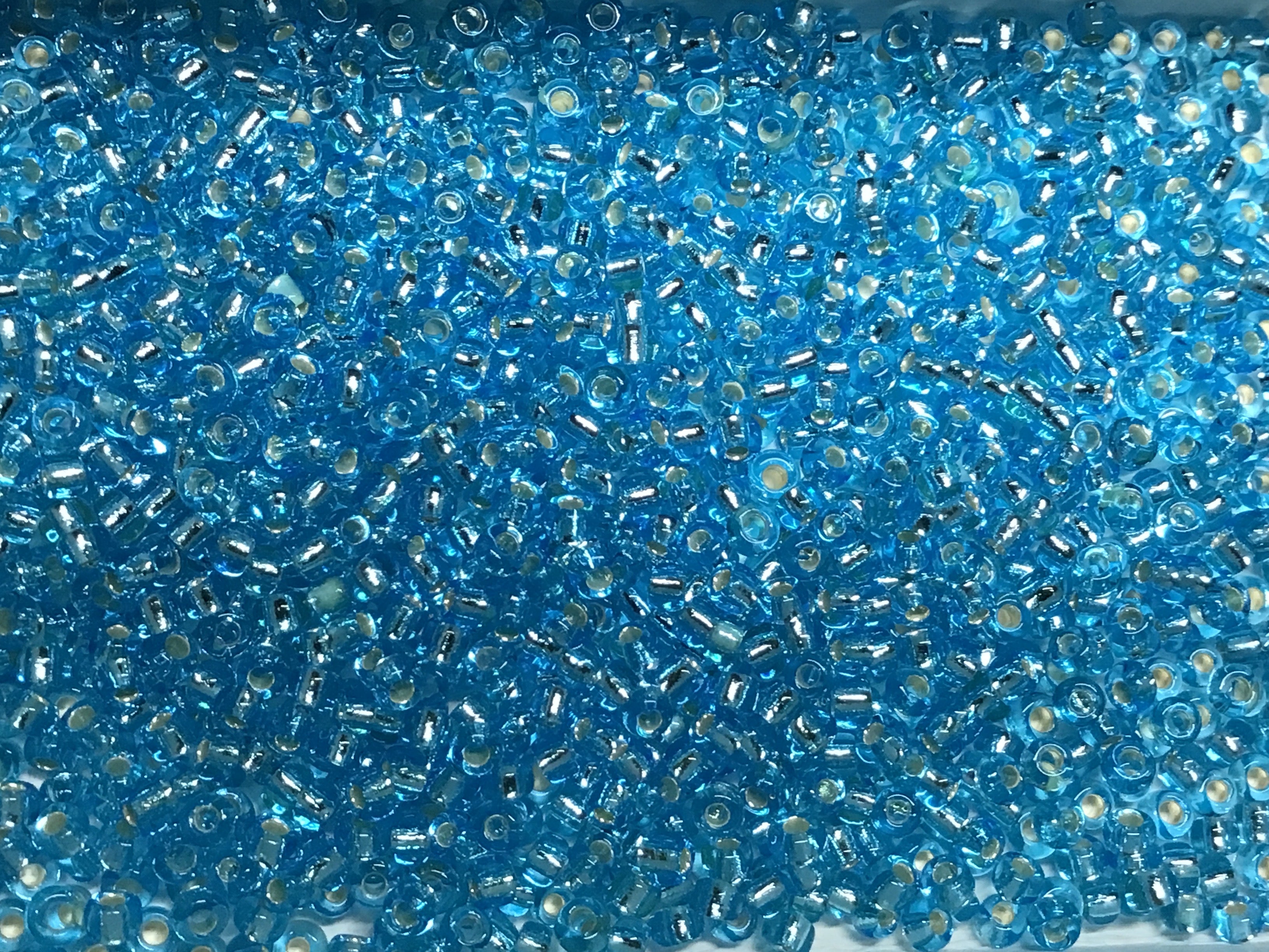 Silver Lined RR Seed Beads Size 11/0 - Puddle