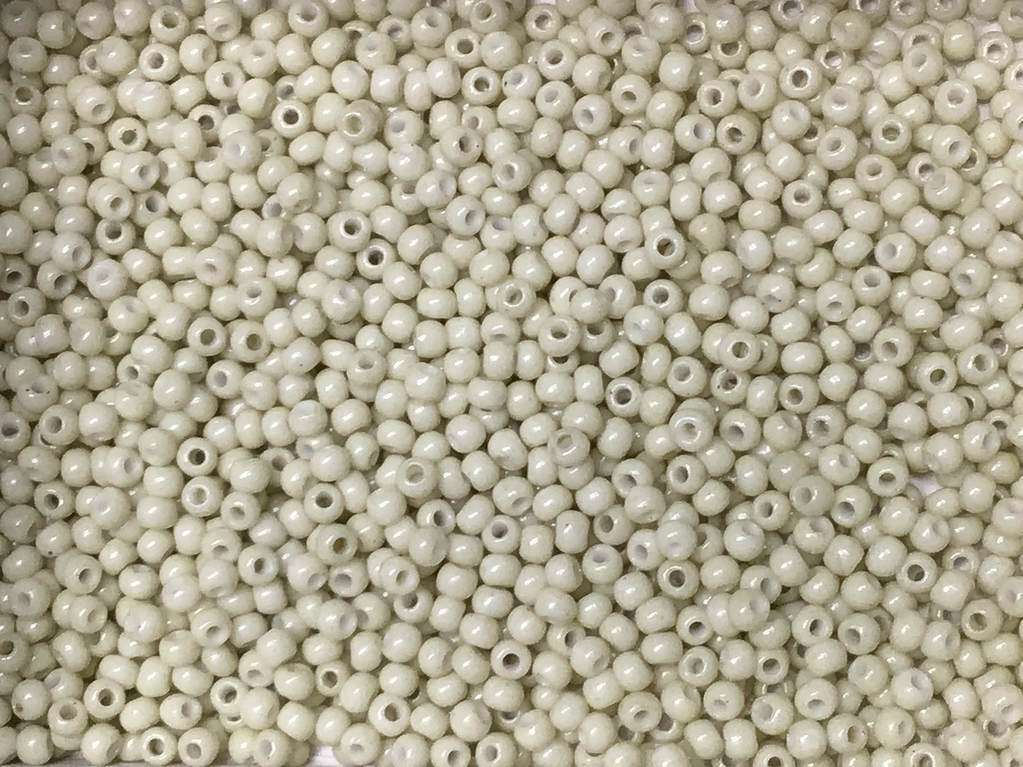 Macaron Color Seed Beads Size 11/0 - Almond