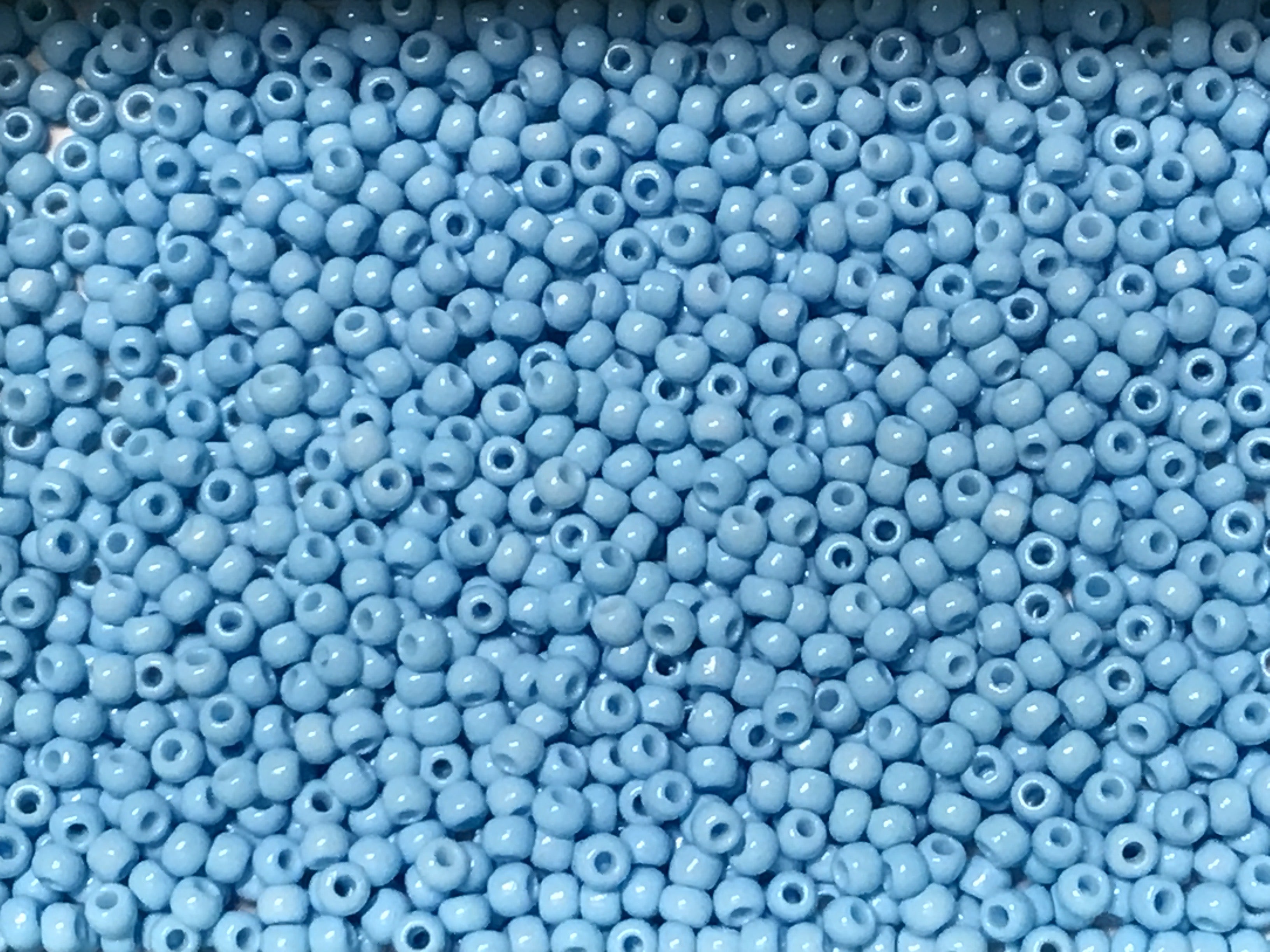Macaron Color Seed Beads Size 11/0 - Bubblegum