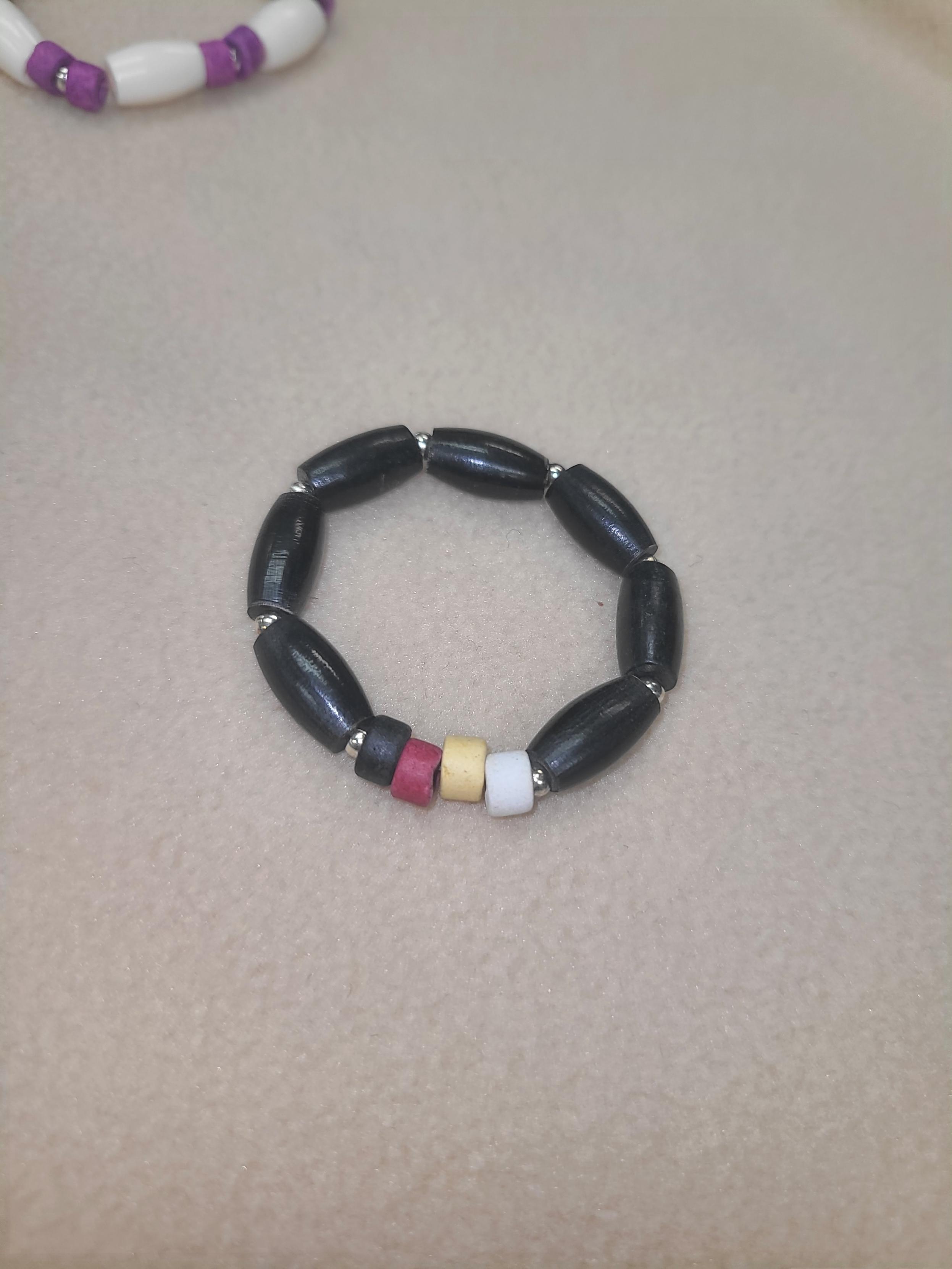 Kida Luttrell Kids Stretch Beads